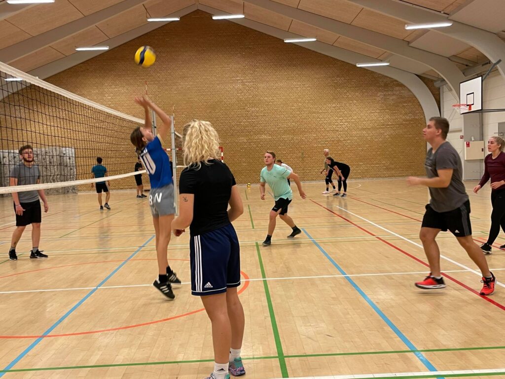 Studerende i Kolding Volleyball klub